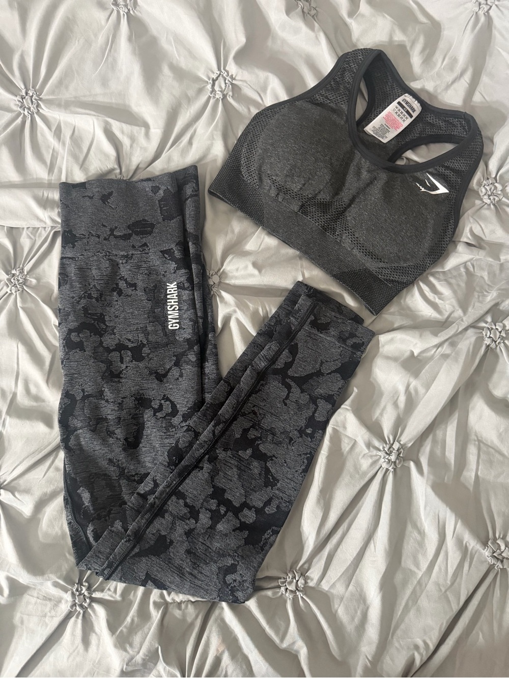 Gymshark Charcoal & Black Seamless Sports Bra and Leggings Set